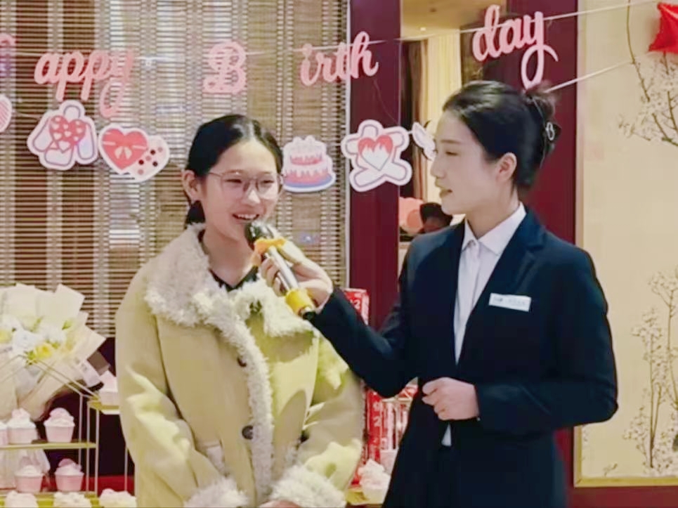 人生第一次，主持夢(mèng)的初次綻放